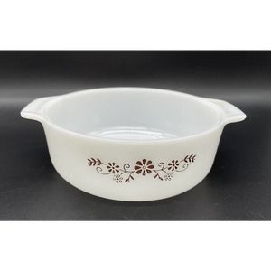 Dynaware Pyr-O-Rey 8” X 6.5” Milk Glass Brown Daisy Casserole Dish